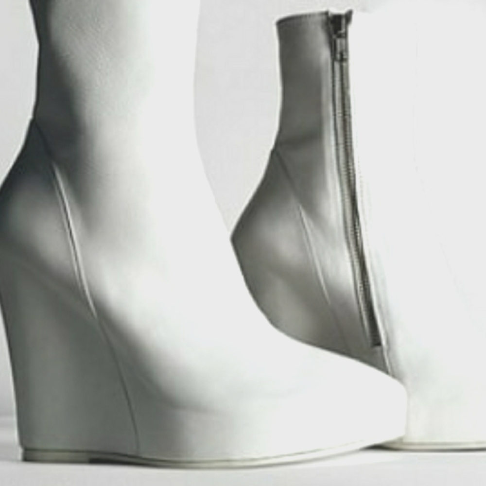 Ann Demeulemeester White Heeled Boots